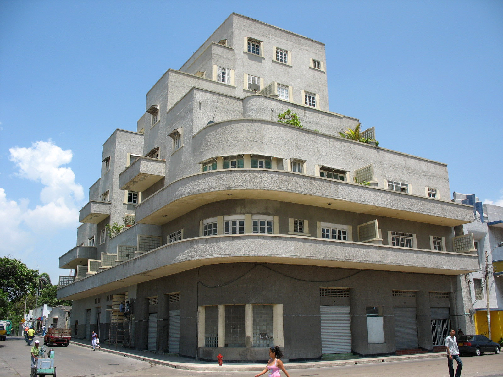 1600x1200 Edificio García in Barranquilla, Colombia image Domain photo, Desktop