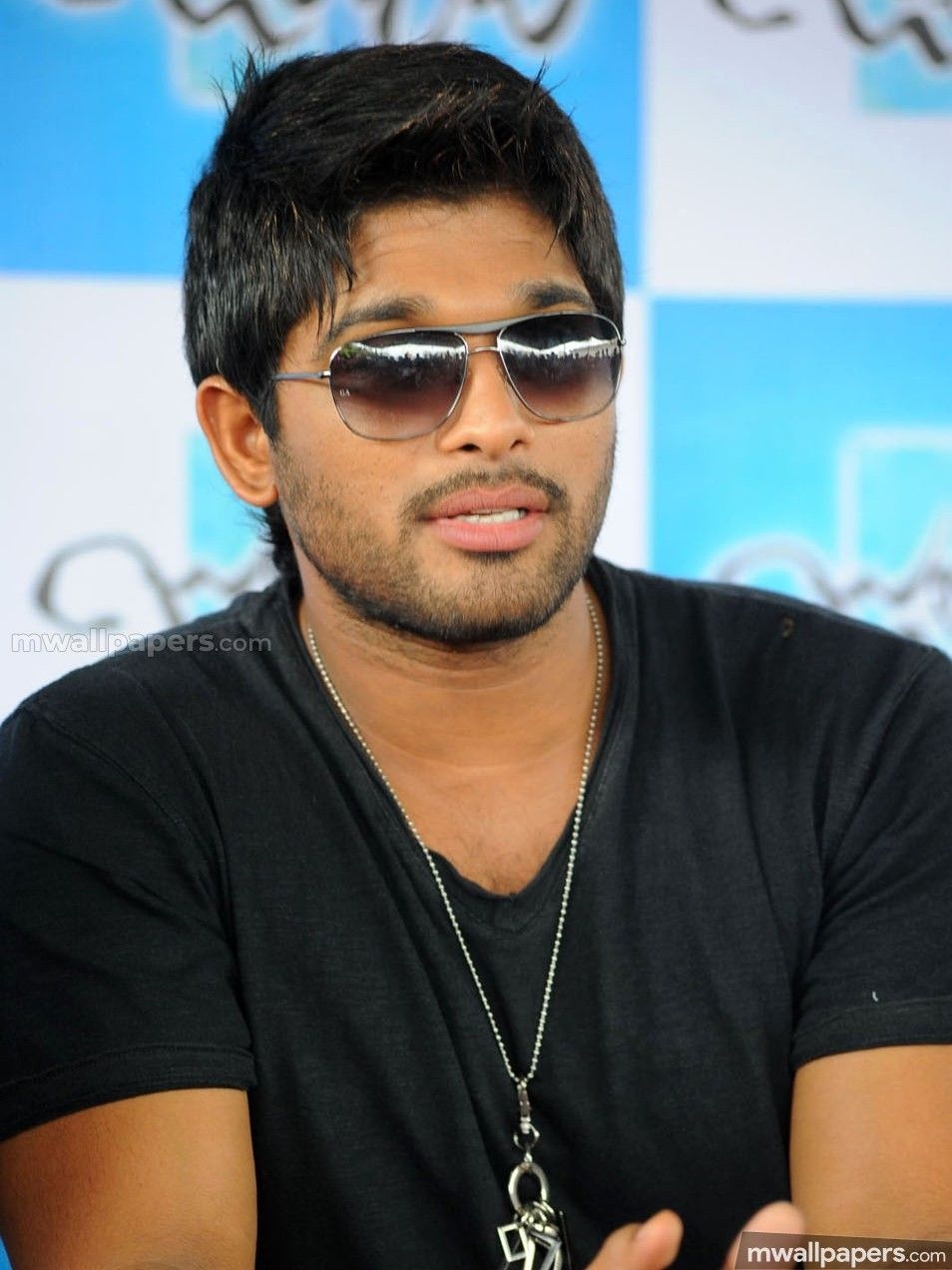 960x1280 Allu Arjun Cute HD Photo 1080p.mwallpaper.com, Phone