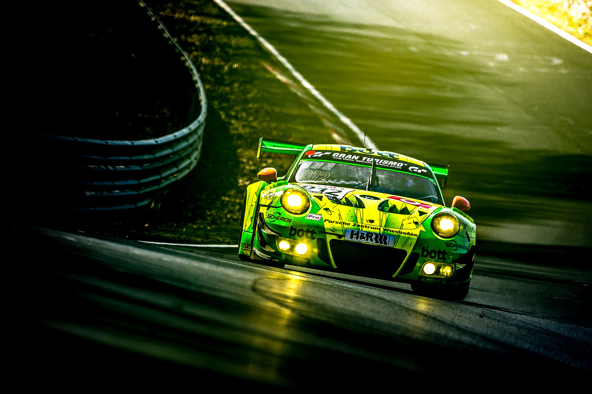 1920x1280 Manthey Porsche 911 GT3 R, Desktop