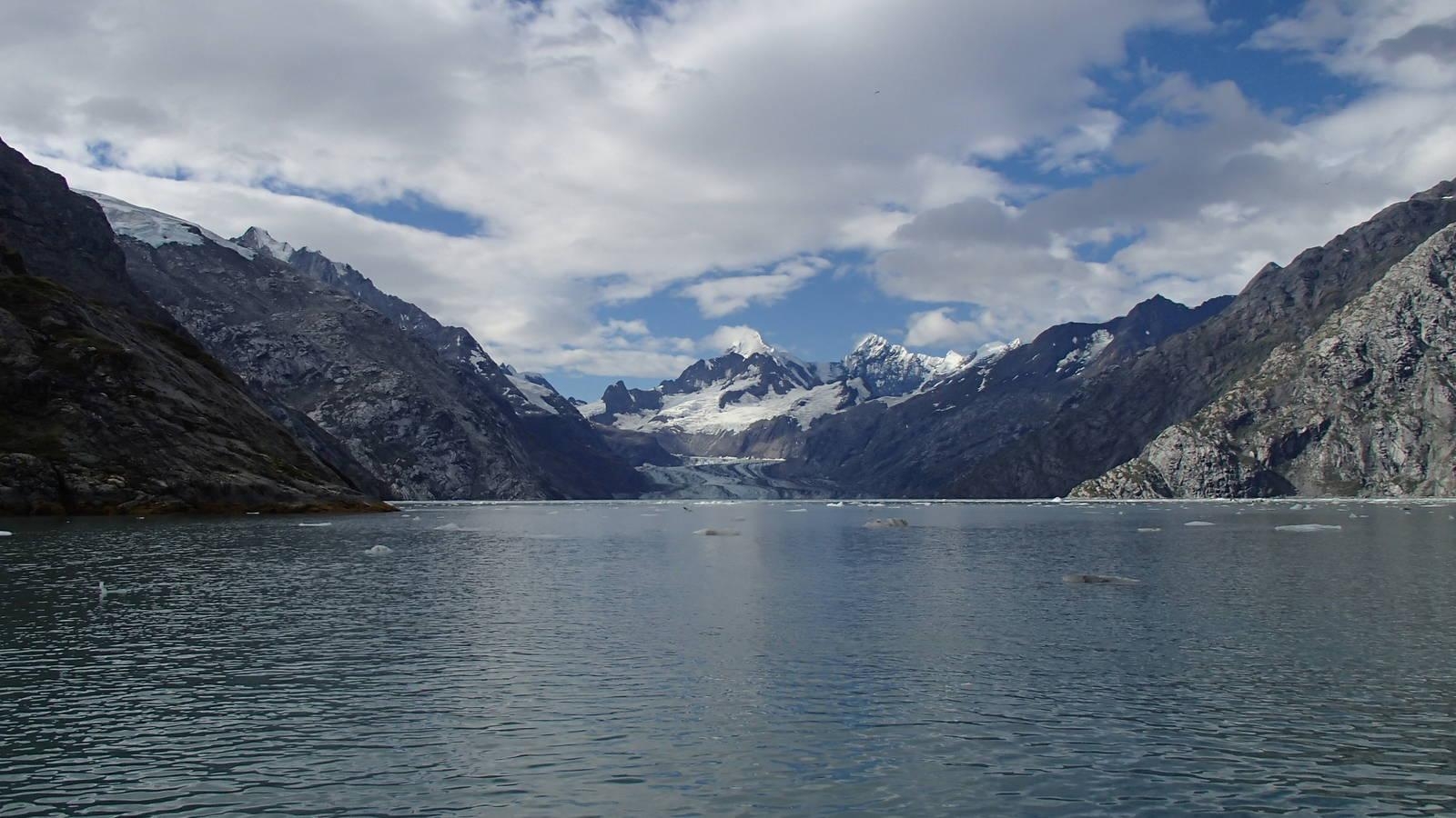 1600x900 Glacier Bay Small Ship Cruise (2018 UnCruise) · National Parks, Desktop
