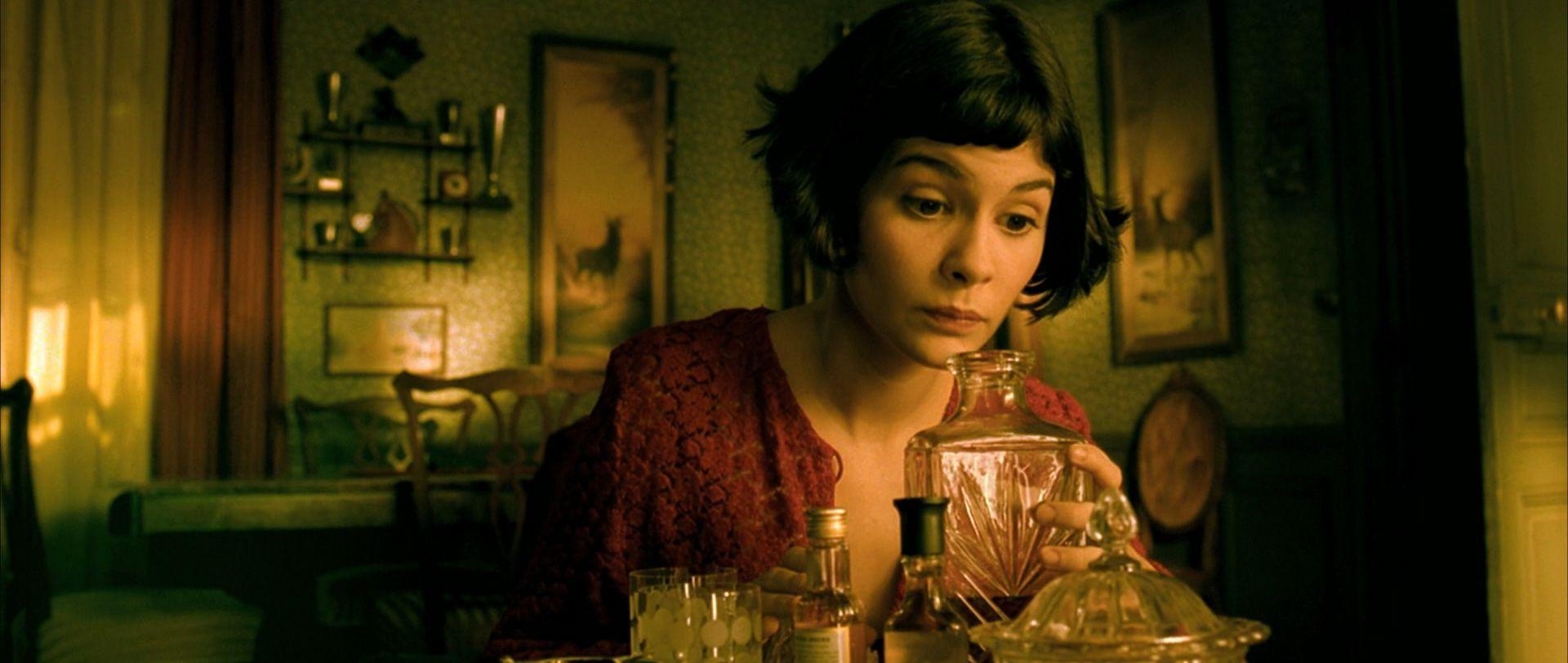 1920x820 Best Movie Wallpaper: Amelie, Movie, Dual Screen