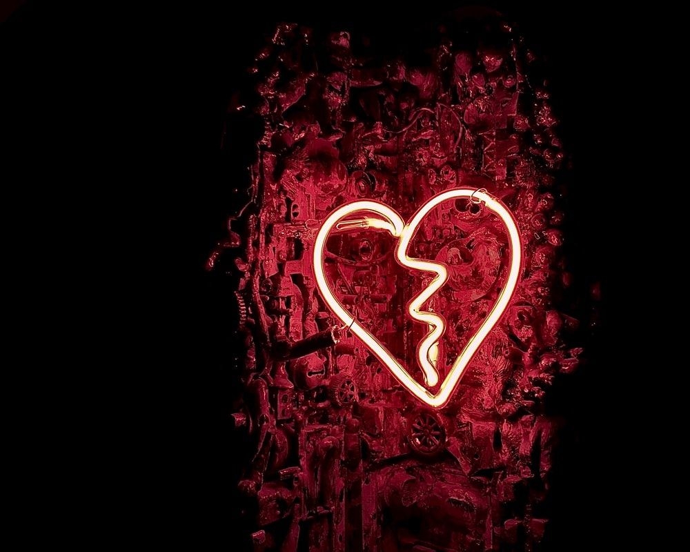 1000x800 Neon Heart Picture. Download Free Image, Desktop