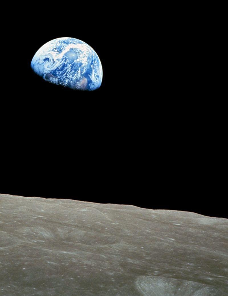 800x1040 Earthrise from the Apollo 8. Daydream Seeds. Earth from moon, Phone