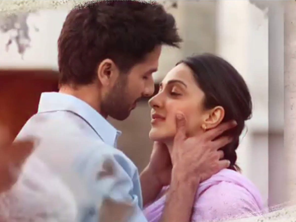 1200x900 Kabir Singh' song 'Mere Sohneya': Shahid Kapoor and Kiara Advani's love ballad is sure to hypnotise you. Hindi Movie News of India, Desktop