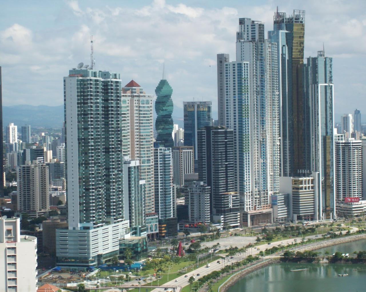 1280x1030 Panama City, Desktop