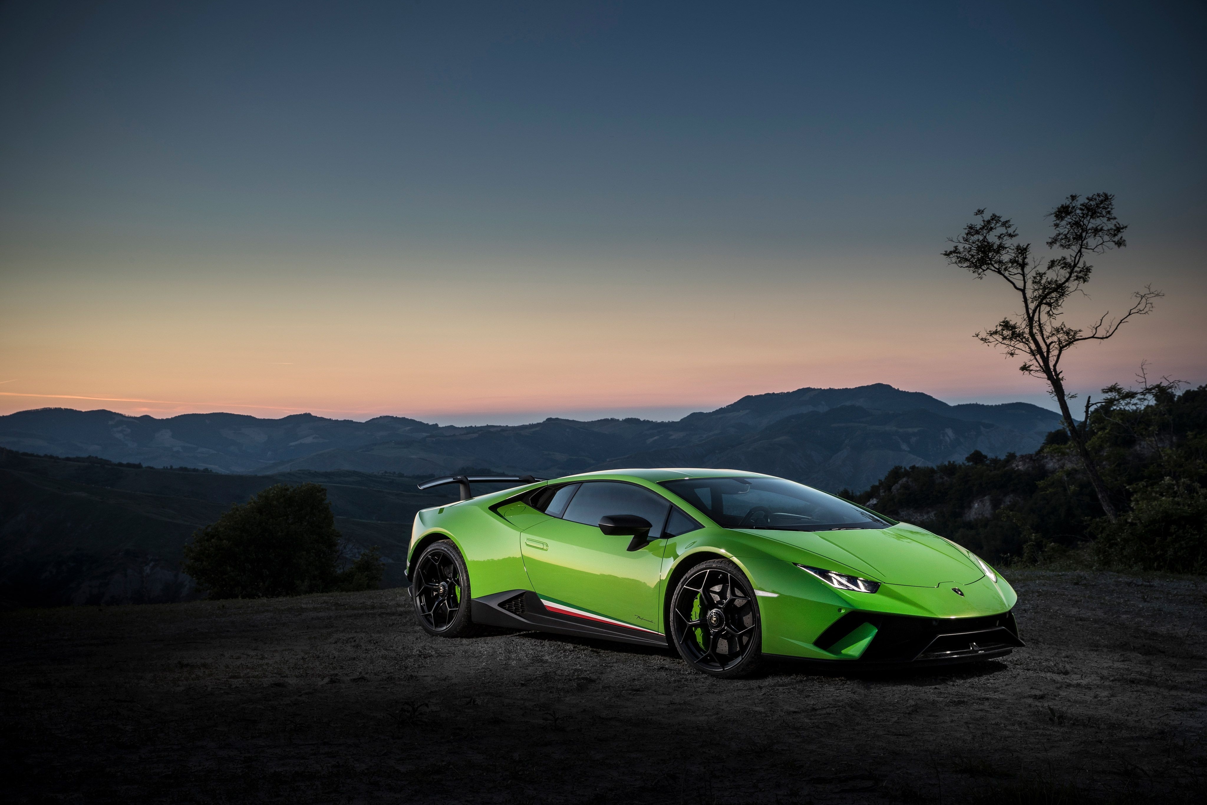 4100x2740 Lamborghini Huracan 4K Wallpaper Free Lamborghini Huracan 4K Background, Desktop