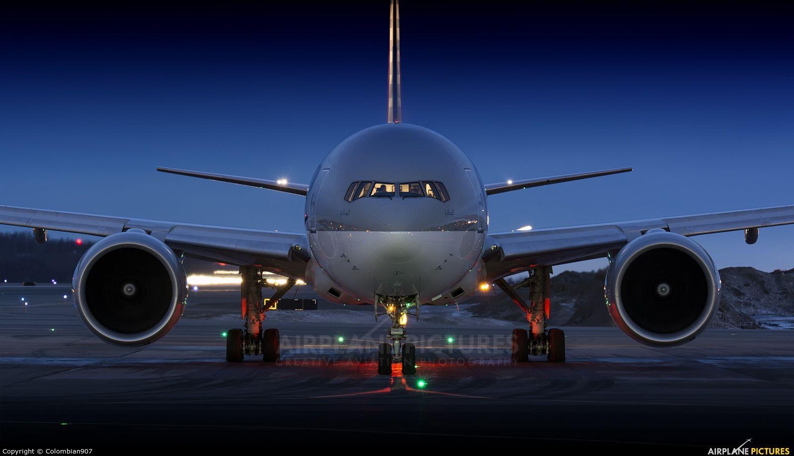 1600x920 A7 BFA Airways Cargo Boeing 777F At Anchorage Stevens, Desktop