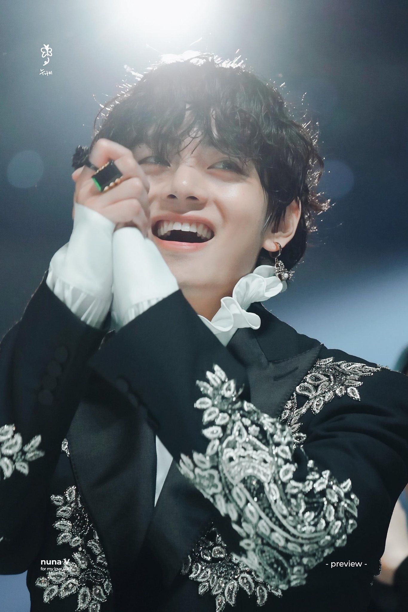 1370x2050 Bts taehyung wallpaper. Mma Bts taehyung, Taehyung, Phone