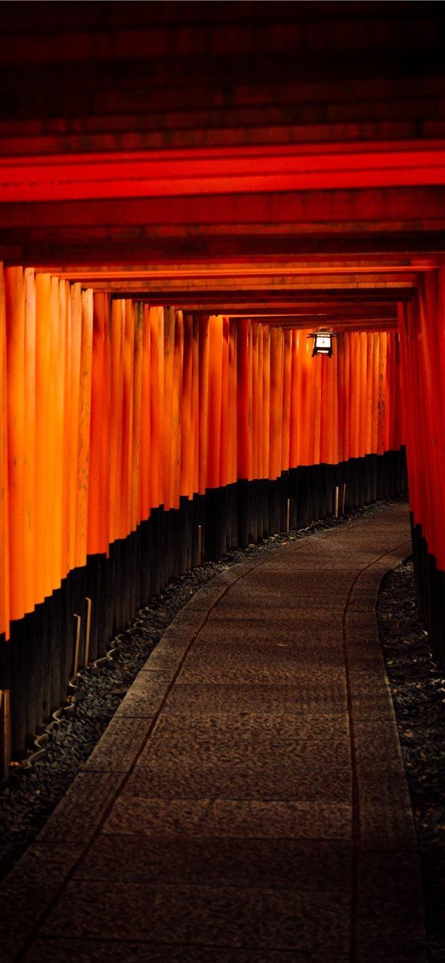 640x1390 Fushimi inari taisha kyoto japan iPhone X Wallpaper Download, Phone