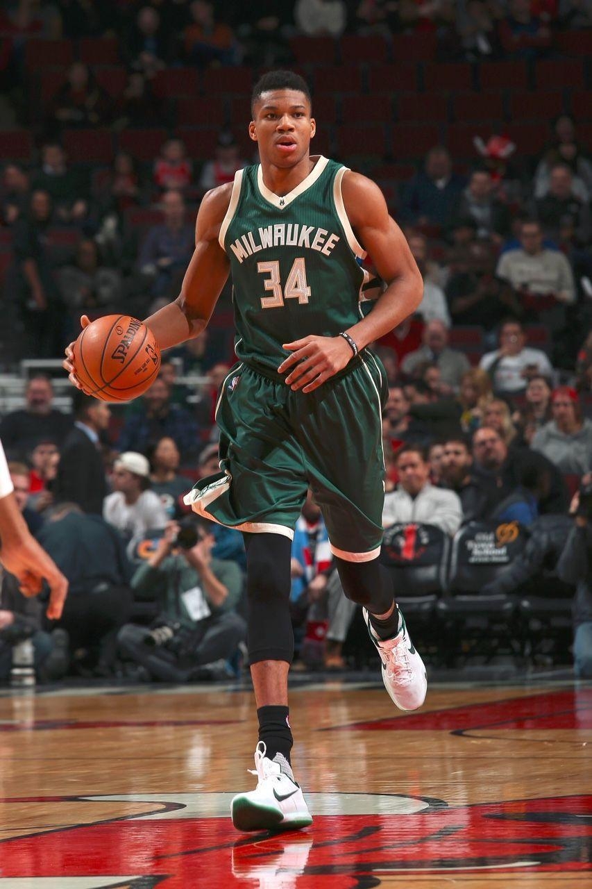 860x1280 Giannis Antetokounmpo image Giannis Antetokounmpo HD wallpaper, Phone