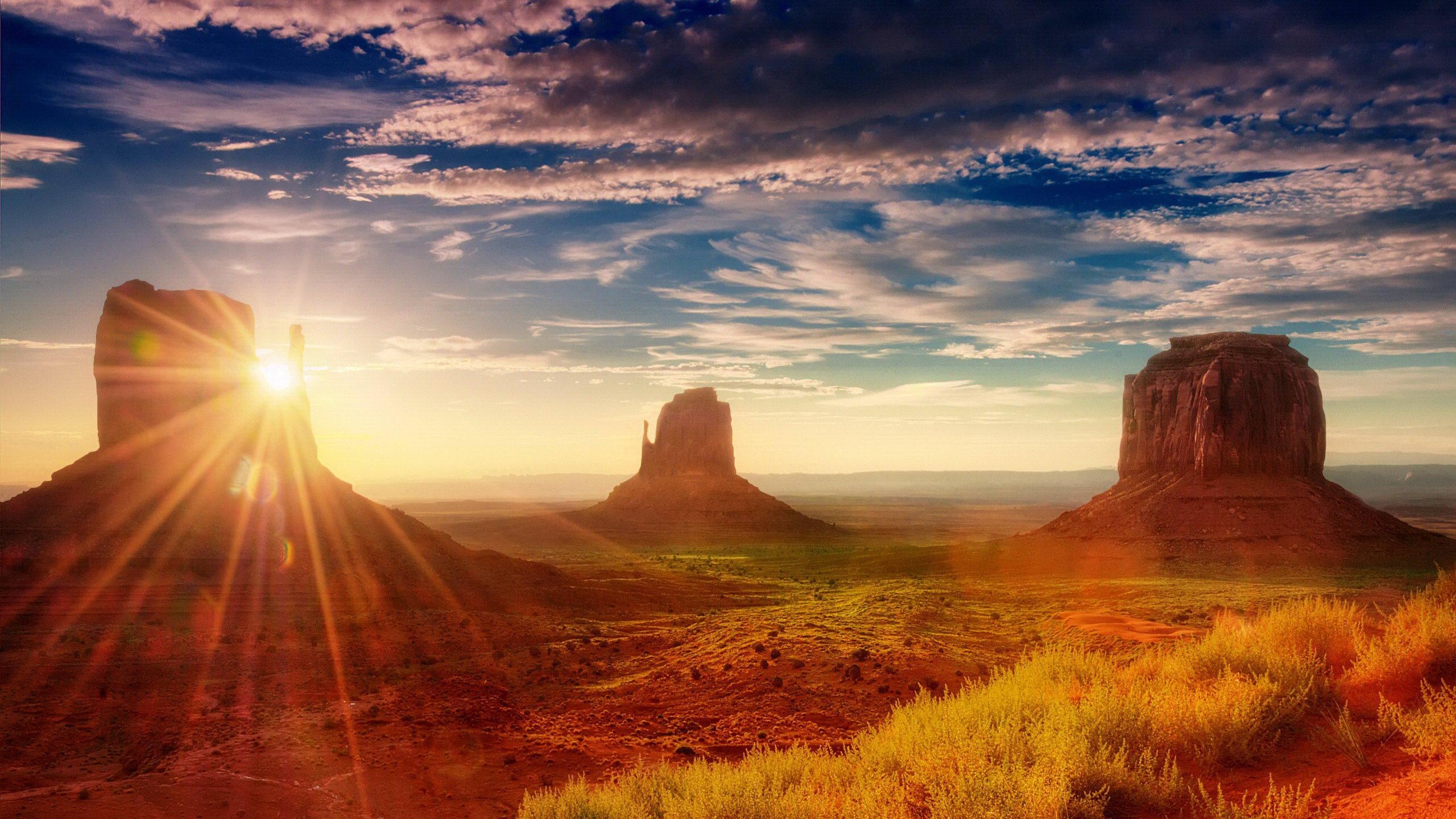 2560x1440 American Sunset Sun Rays Desert Area Oljato Monument Valley, Desktop