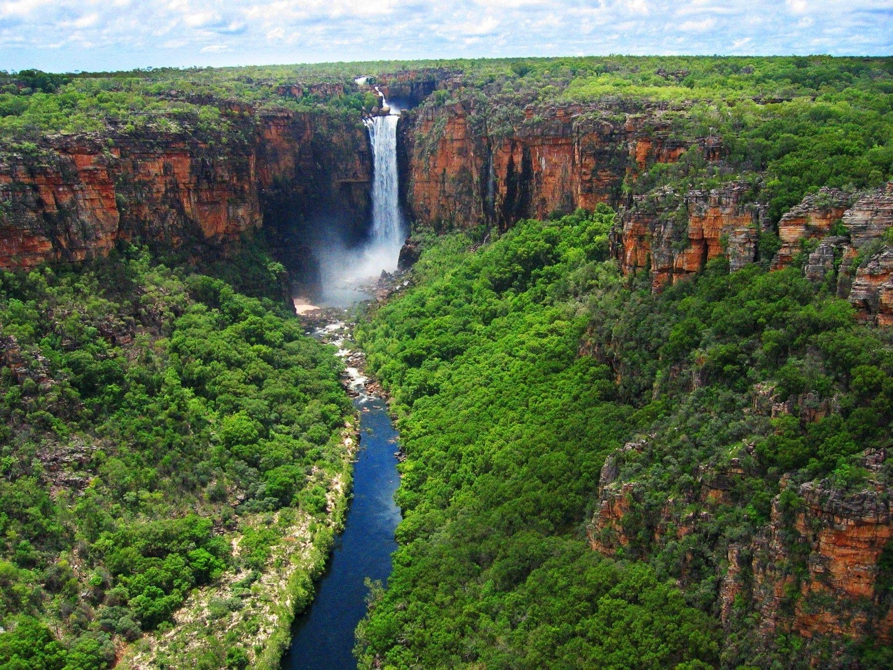 1800x1350 Kaieteur Falls in Guyana Beautiful Waterfall HD Wallpaper. HD, Desktop