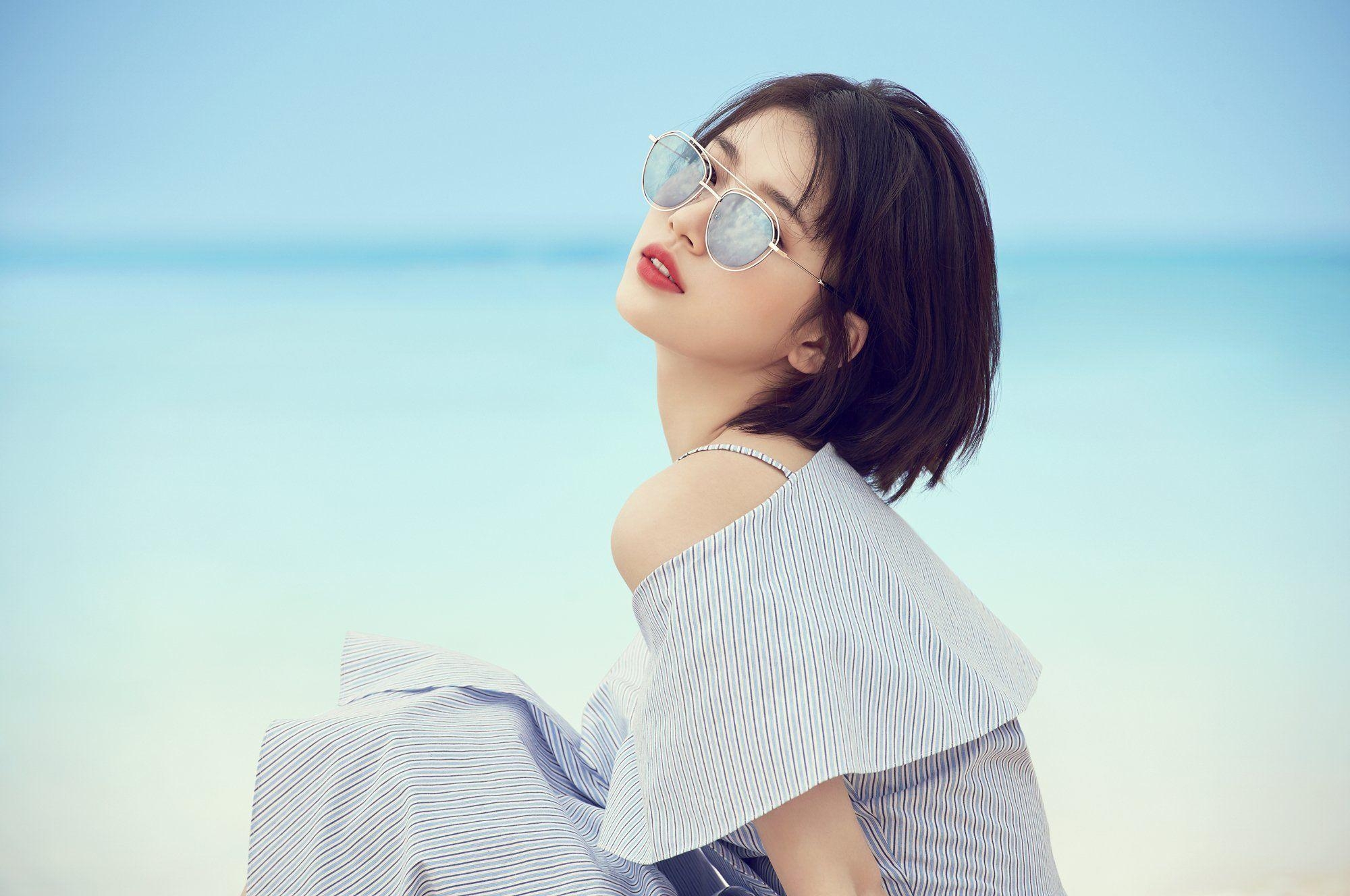 2000x1330 Bae Suzy Wallpaper KPOP Image Board, Desktop