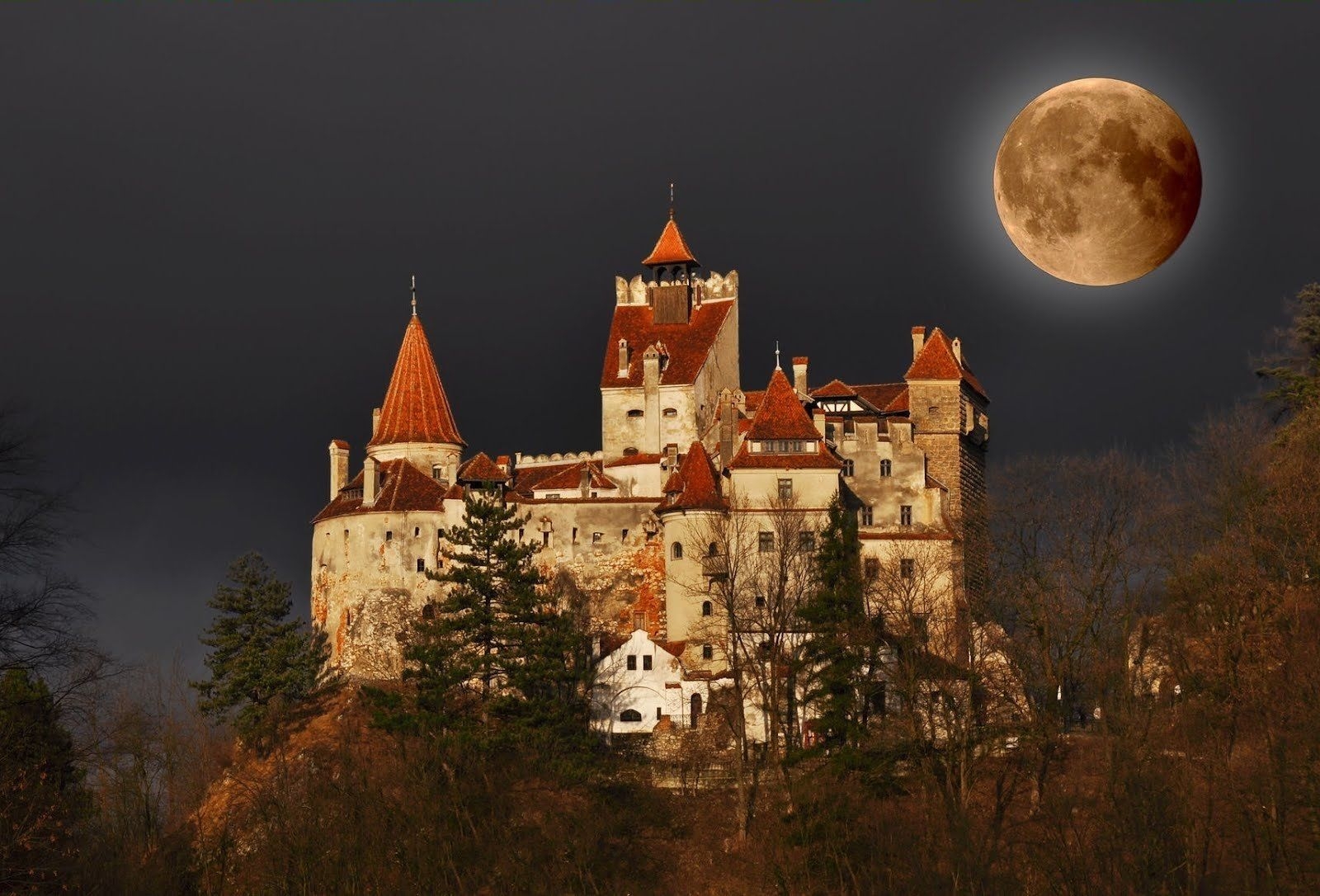 1600x1090 Bran Castle HD Wallpaper and Background Image, Desktop