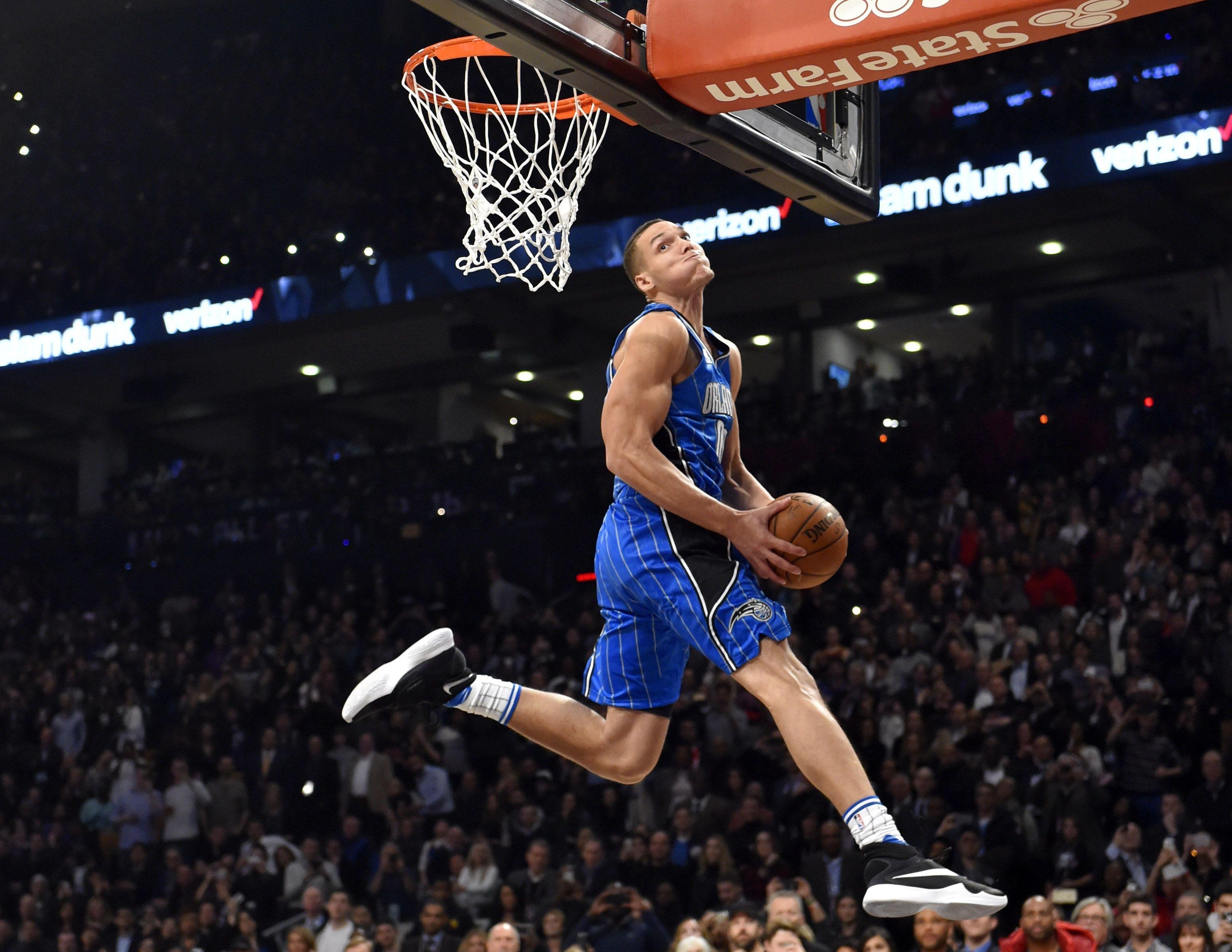 3110x2400 The 2016 NBA Dunk Contest in 7 astonishing photo, Desktop