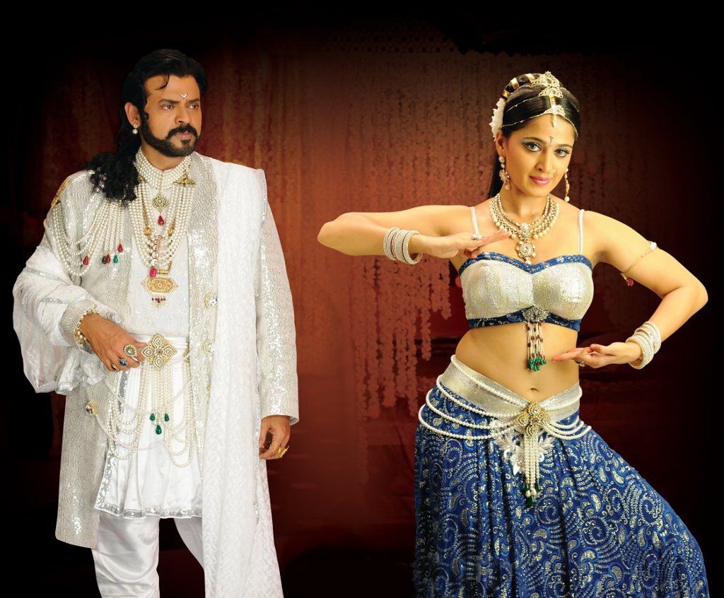 1030x850 DESI RULEZ: anushka in nagavalli movie wallpaper, Desktop