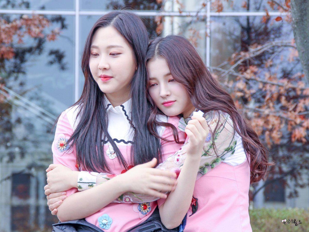 1200x900 momoland pics - ❁ nayun + nancy ❁ cr. JooE_World, Desktop