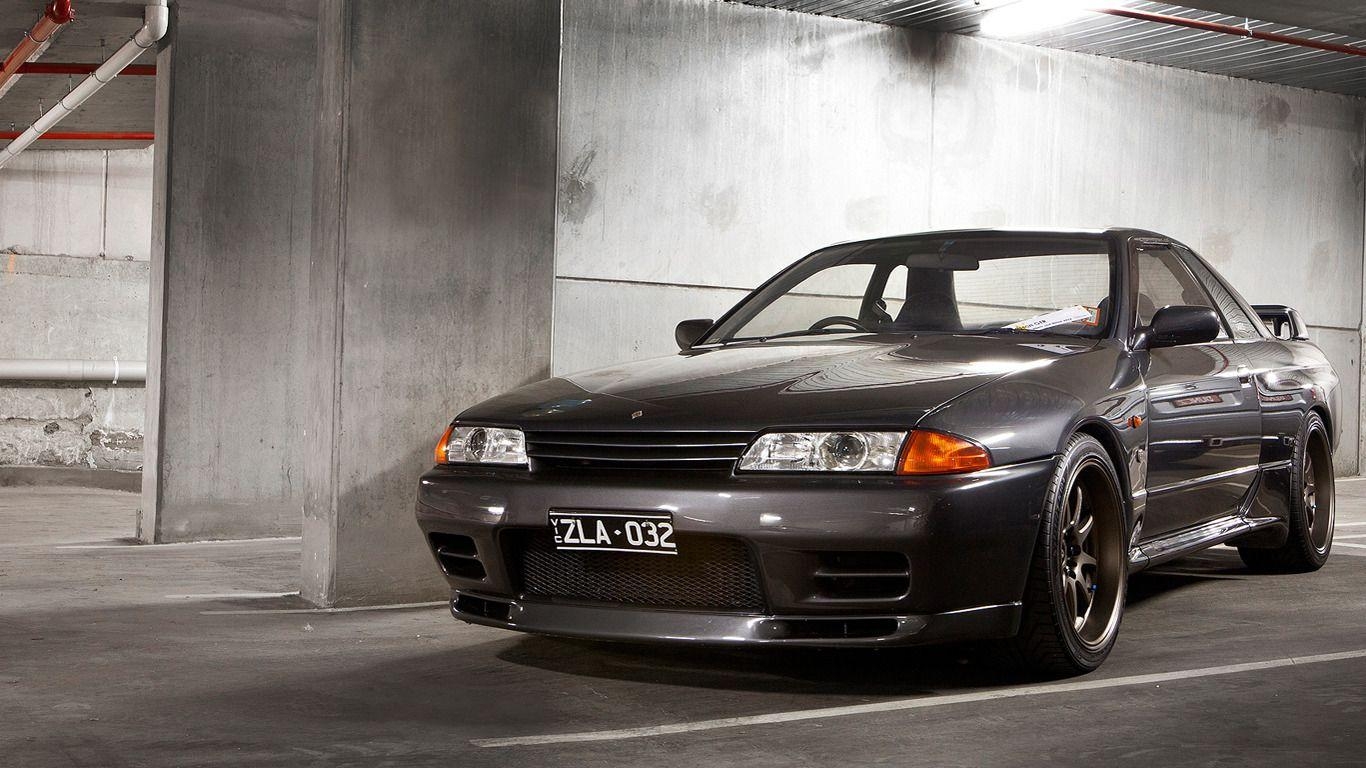 1370x770 Buying A Nissan Skyline R32 GT R, Desktop