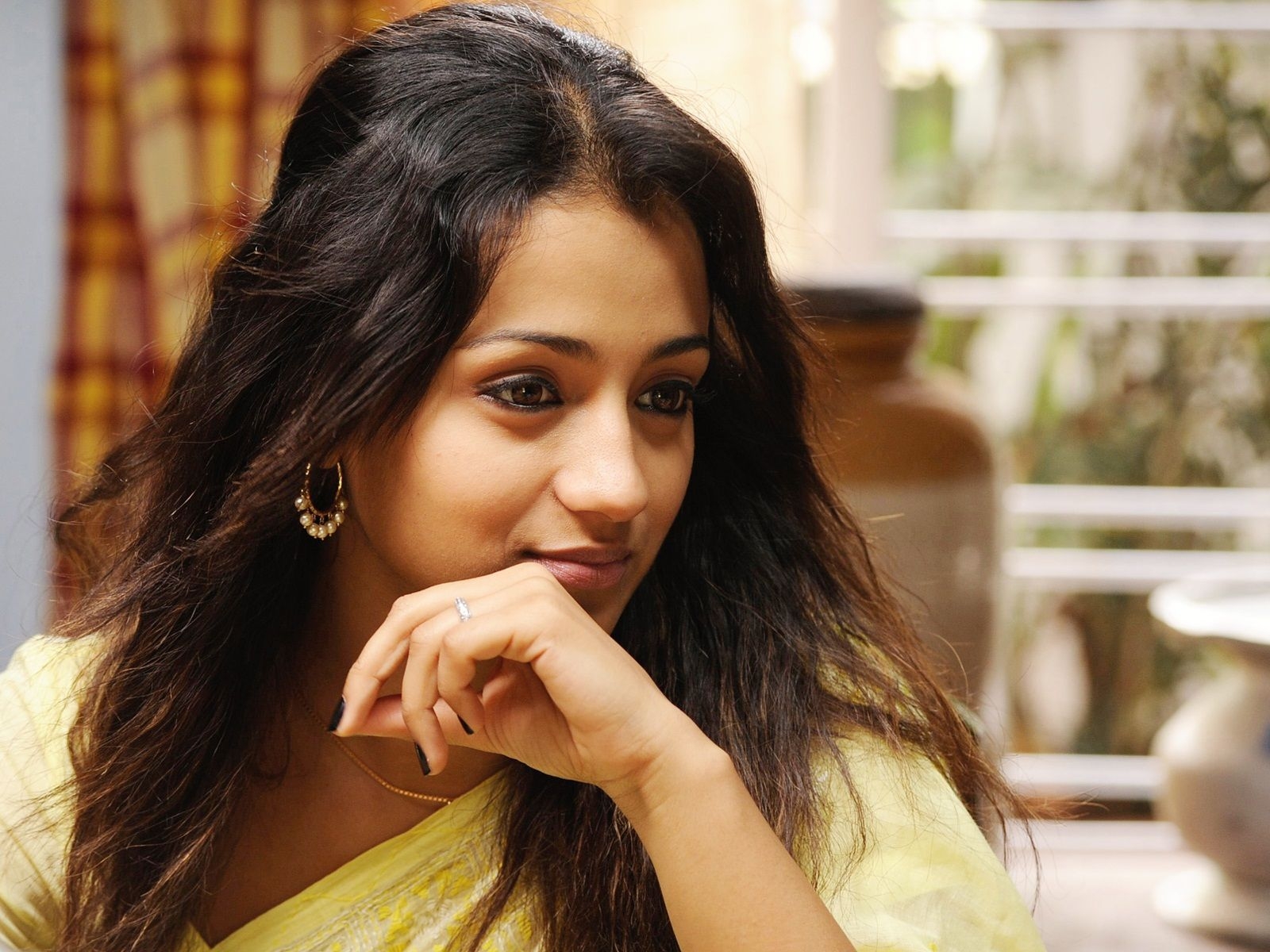 1600x1200 Trisha HD Wallpaper, Desktop