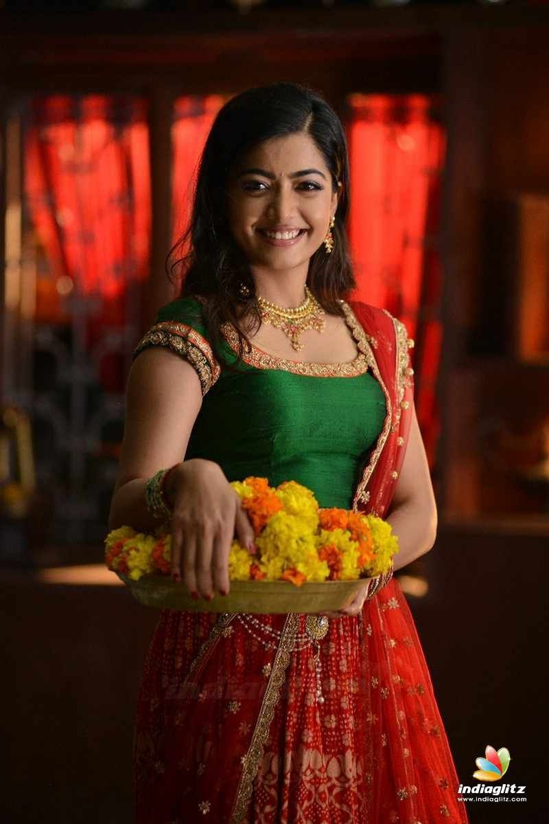 800x1200 Rashmika Mandanna. Indian fashion saree, Beautiful indian actress, Phone