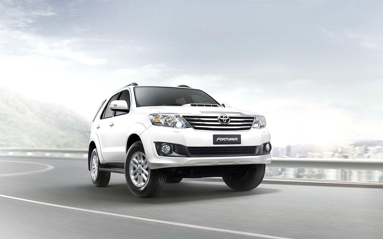 1280x800 Toyota Fortuner Picture Best Selling SUV in Asia, Desktop