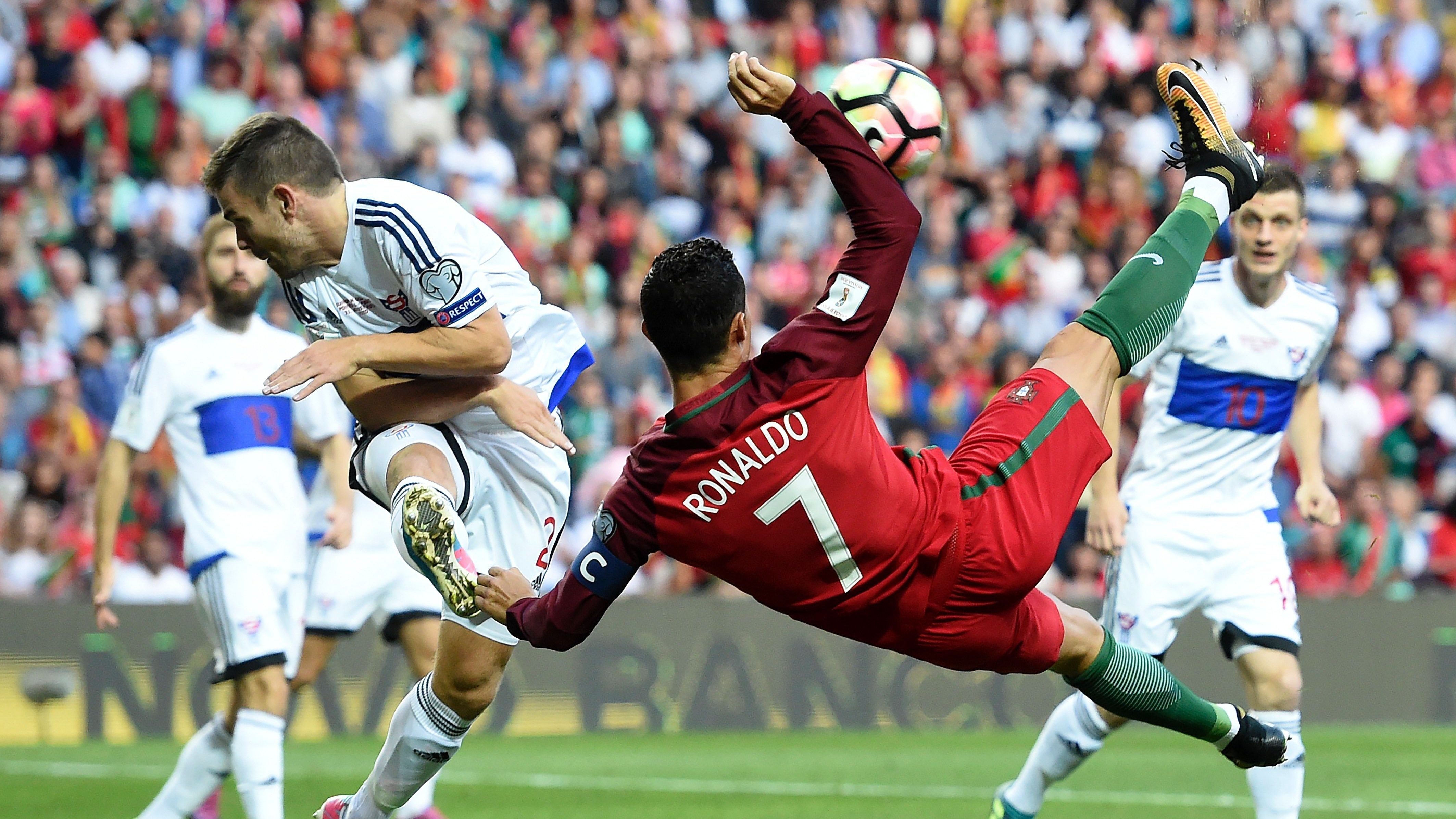 4260x2400 Cristiano Ronaldo Bicycle Kick Goal Bliblinews, Desktop