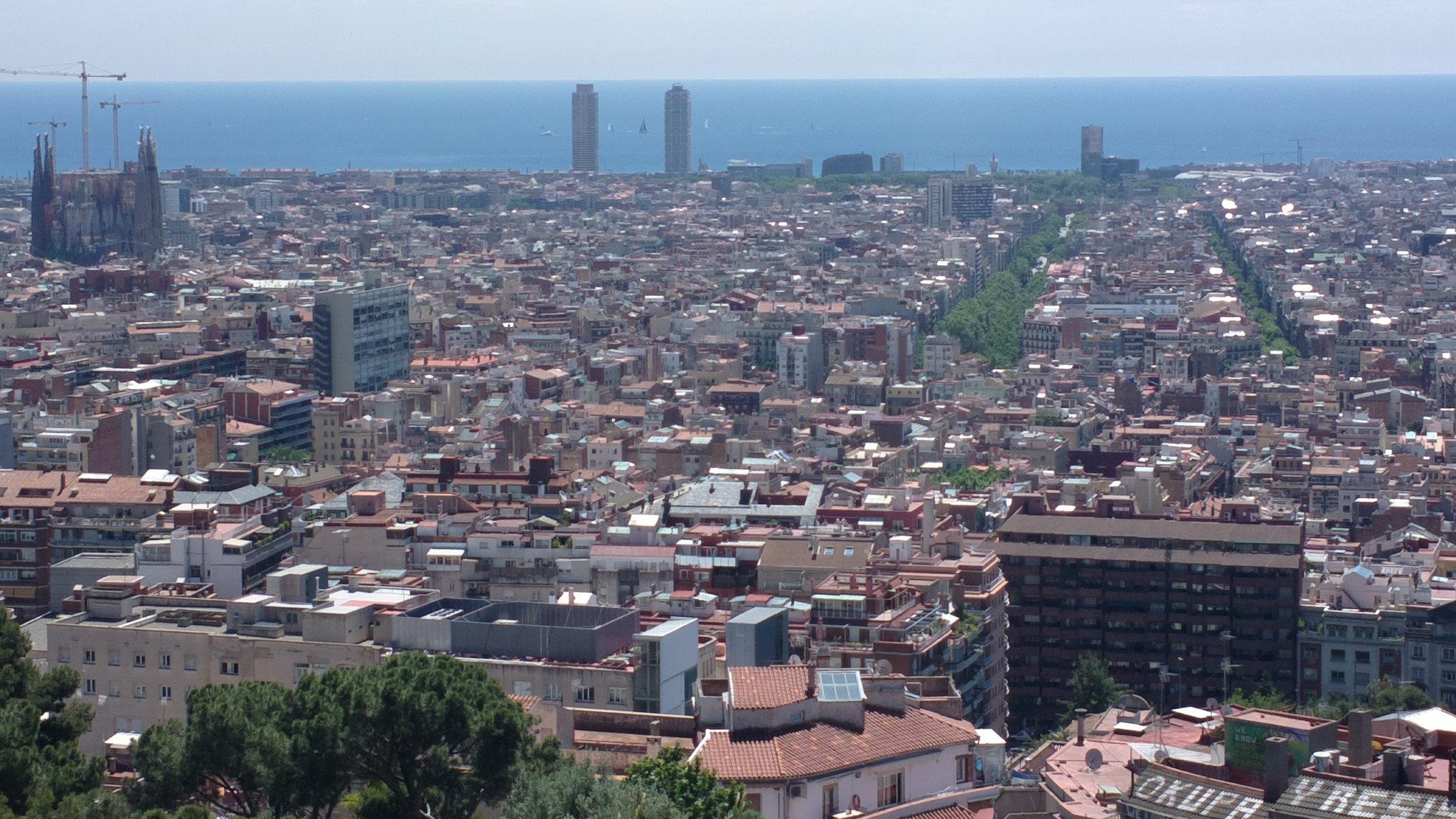 2050x1160 free zone park guell Steves Travel Forum, Desktop