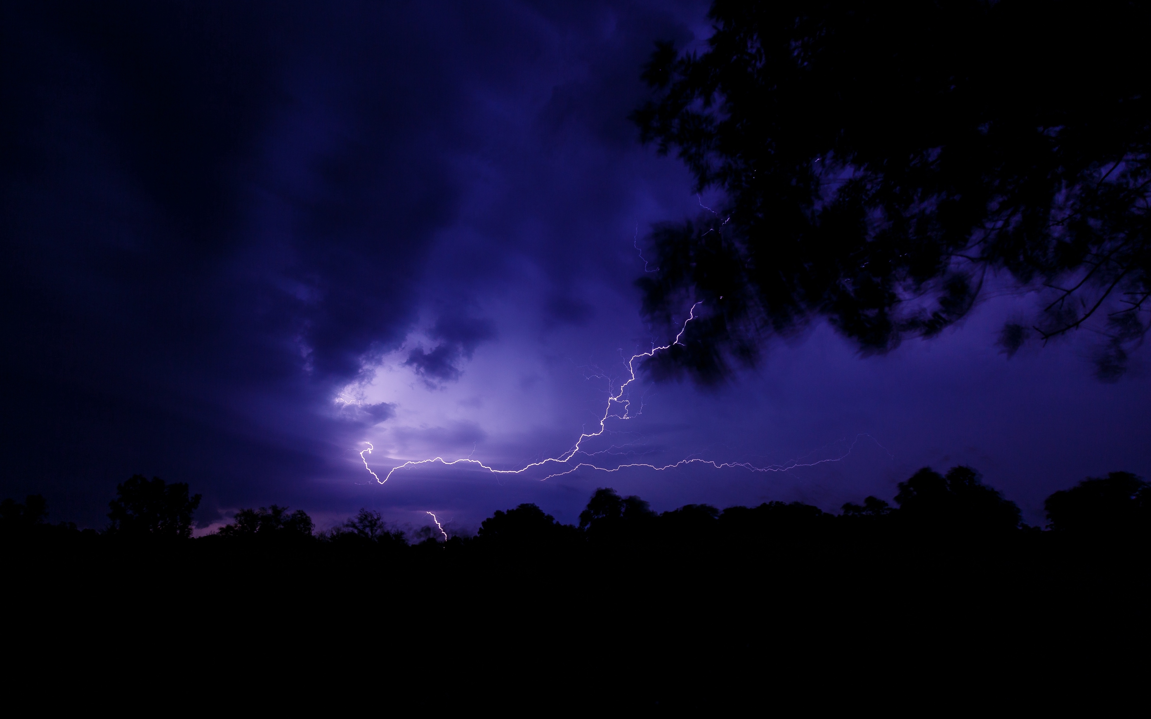 3840x2400 Download wallpaper  lightning, thunderstorm, night, dark, Desktop