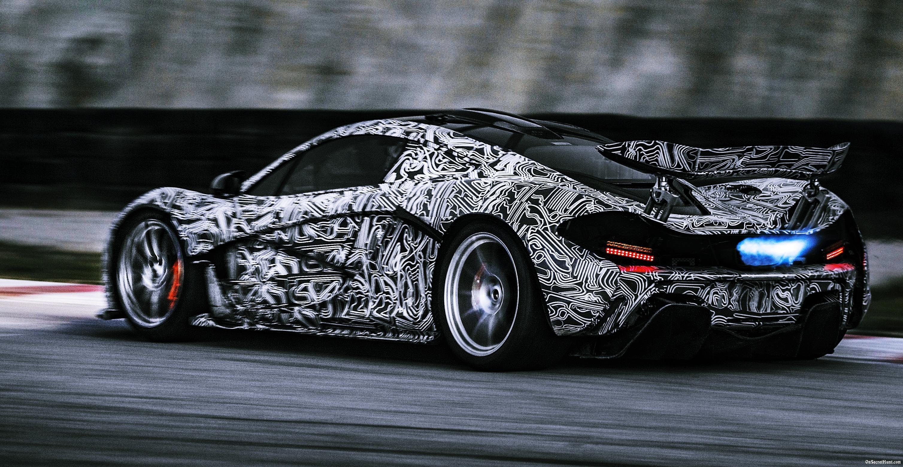 3020x1560 McLaren P1 Black And White, Desktop