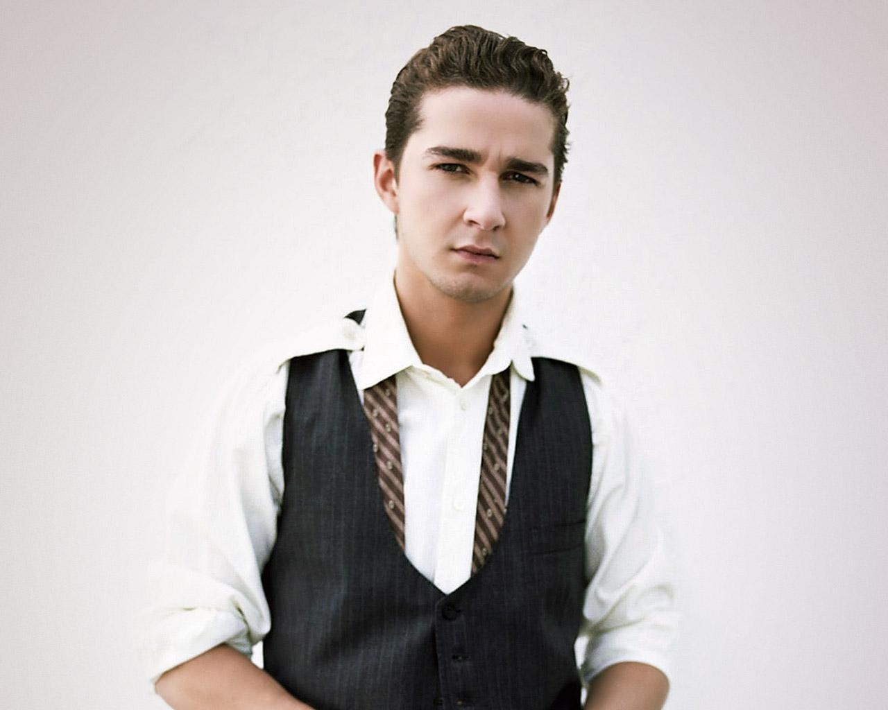 1280x1030 Wallpaper Shia LaBeouf Celebrities, Desktop