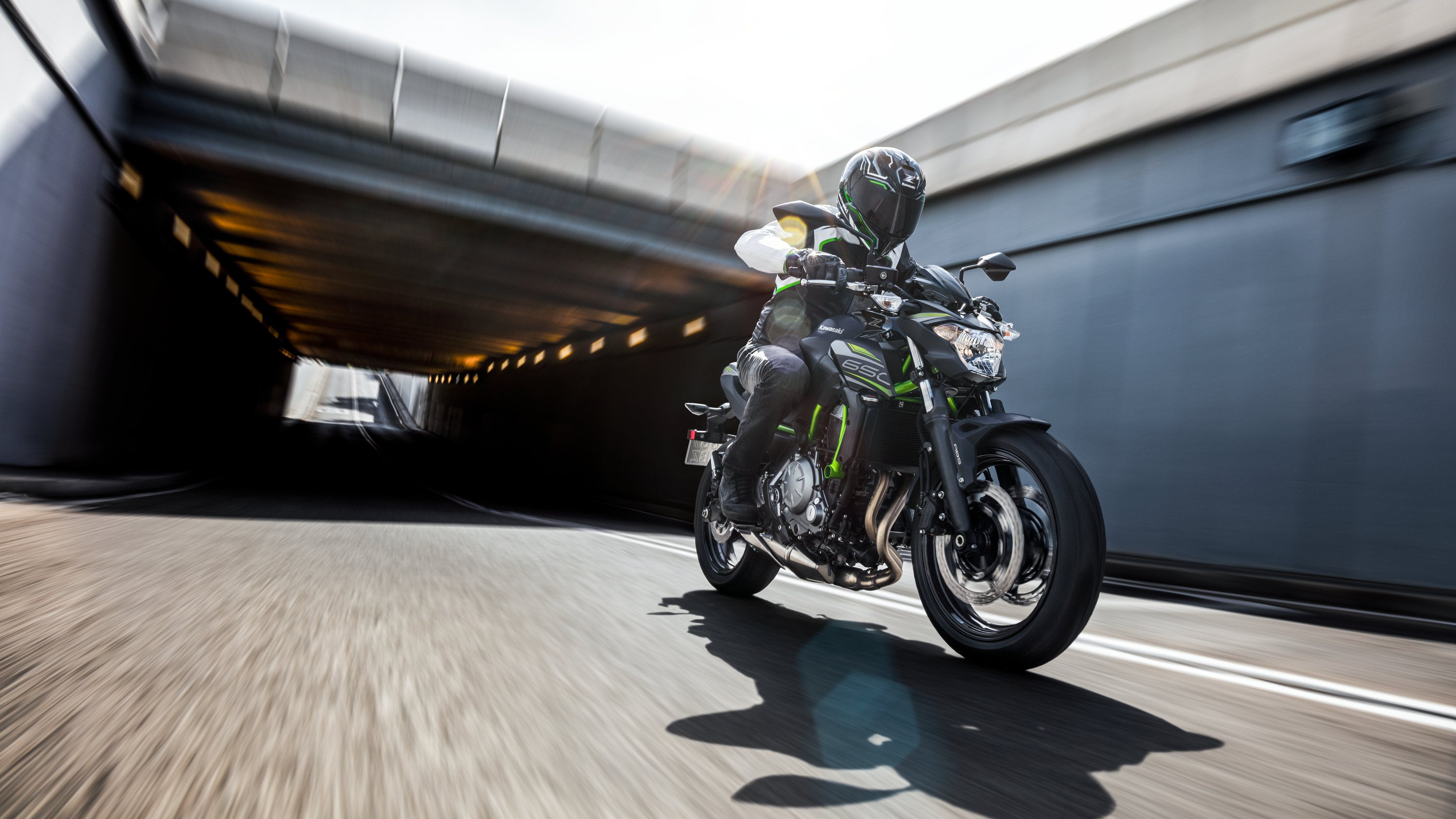 3000x1690 2018 Kawasaki Z650 ABS Picture, Photo, Wallpaper, Desktop