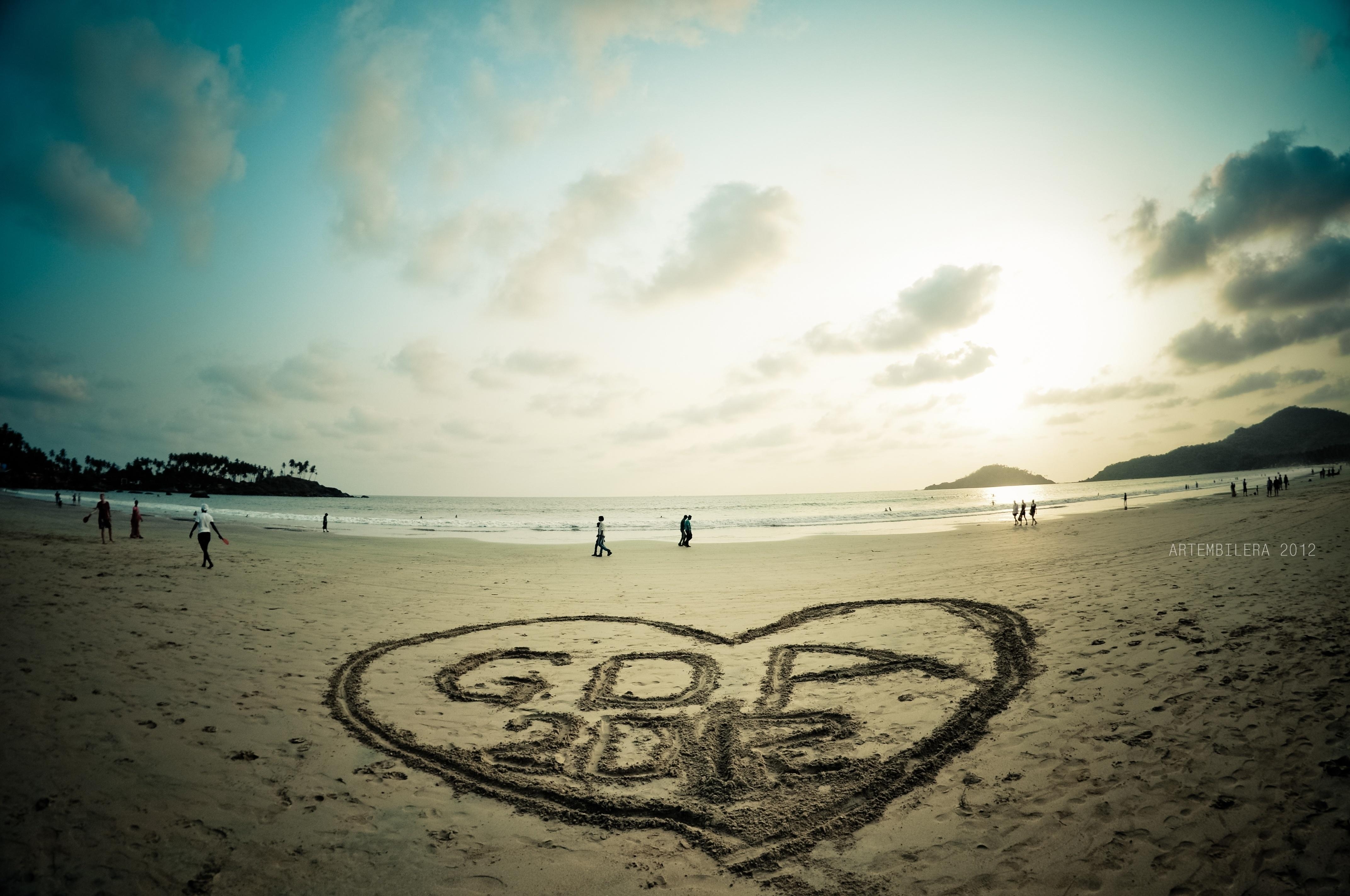 4290x2850 Drawing on the sand in Goa wallpaper and image, Desktop