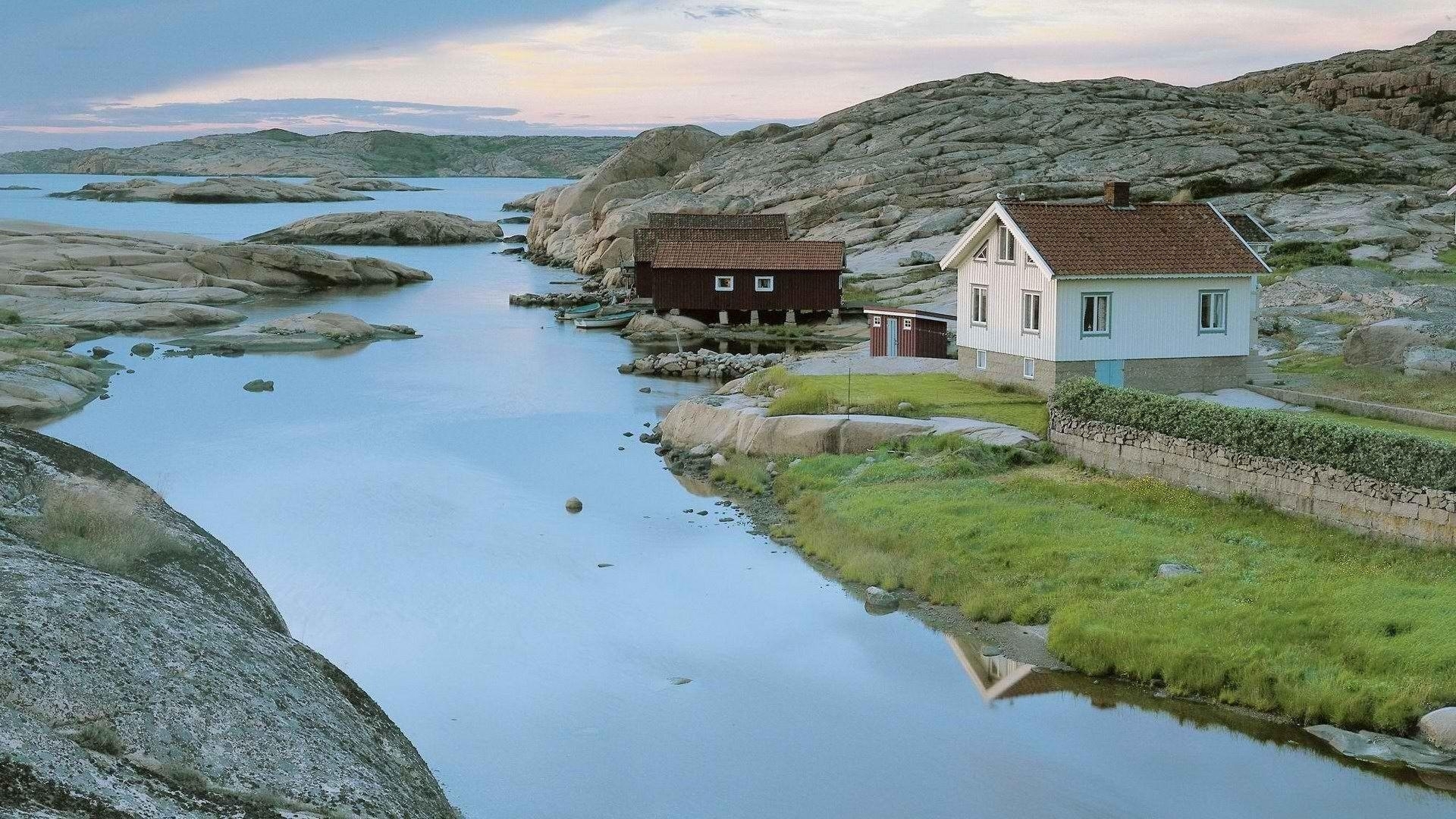 1920x1080 HD Fishing Cabins On A Swedish River Wallpaper, Desktop