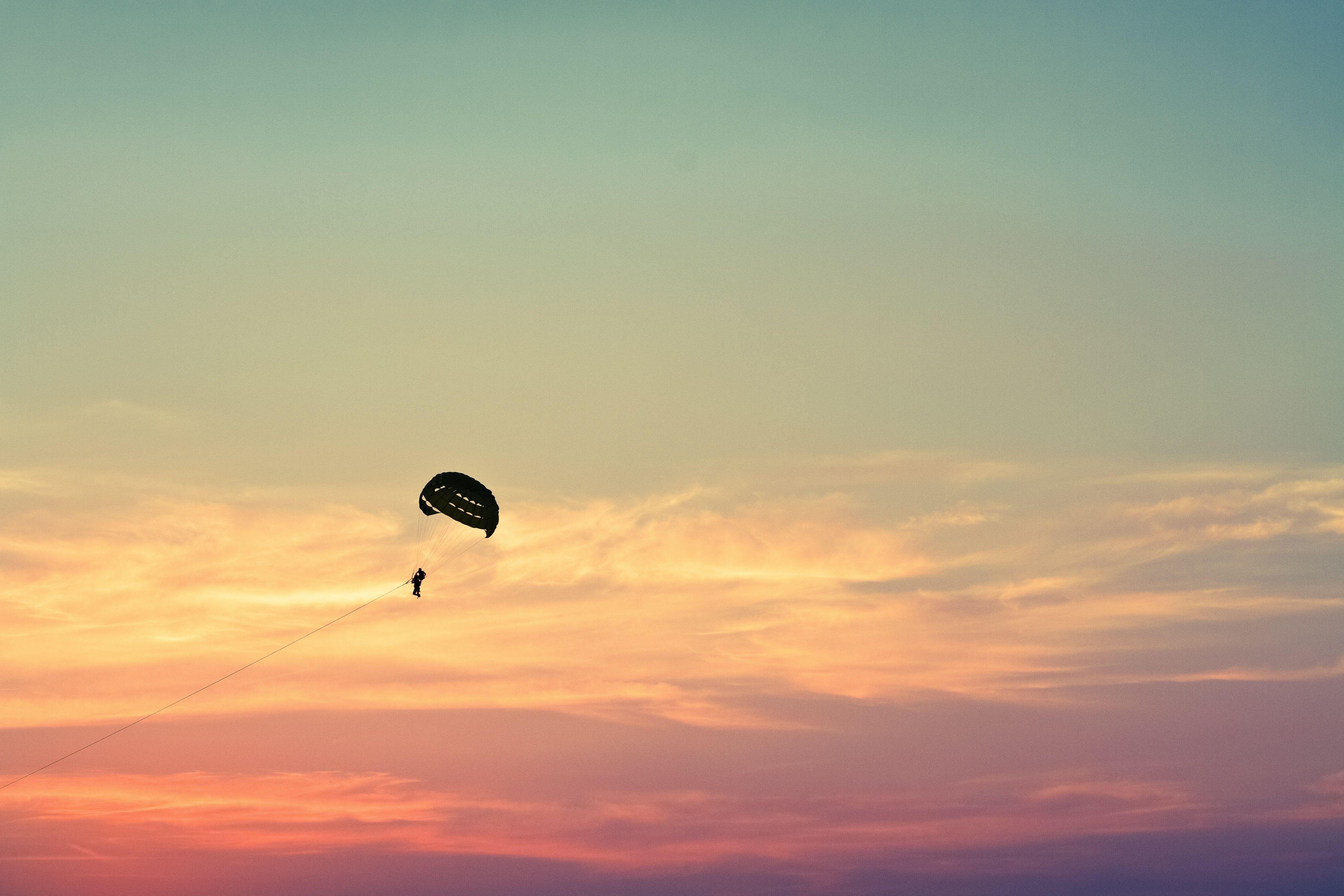 5190x3460 Wallpaper Parasailing, Paragliding, Flying, Sky HD, Picture, Image, Desktop