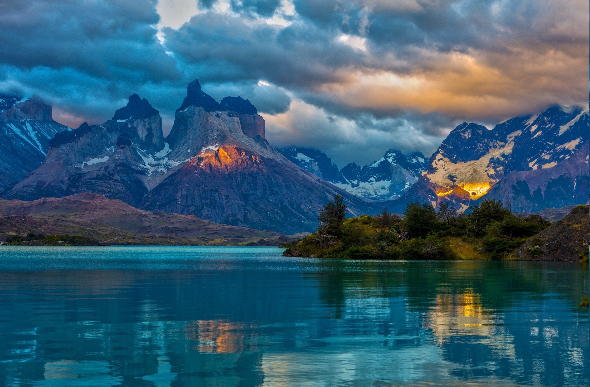 2500x1640 Torres Del Paine, Chile, Mountain, Snowy Peak, Lake, Sunrise, Desktop