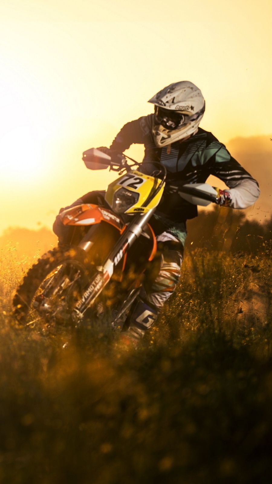 900x1600 Dirtbike In Mud IPhone Wallpaper. Bike Rider Photography, Harley Davidson Wallpaper, Best Iphone Wallpaper, Phone