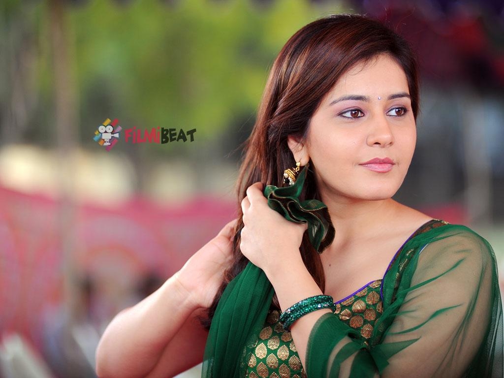 1030x770 Rashi Khanna HQ Wallpaper. Rashi Khanna Wallpaper, Desktop