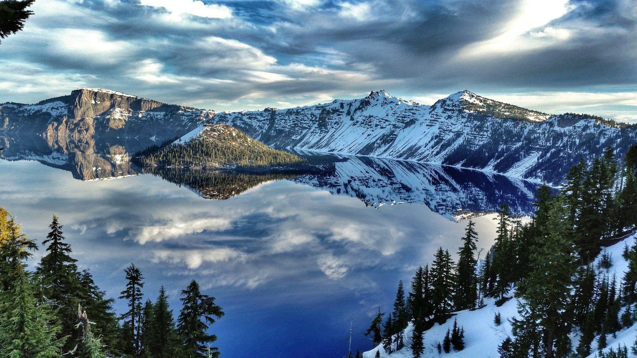 2050x1160 Crater Lake National Park Mountain Reflection Wallpaper, Desktop