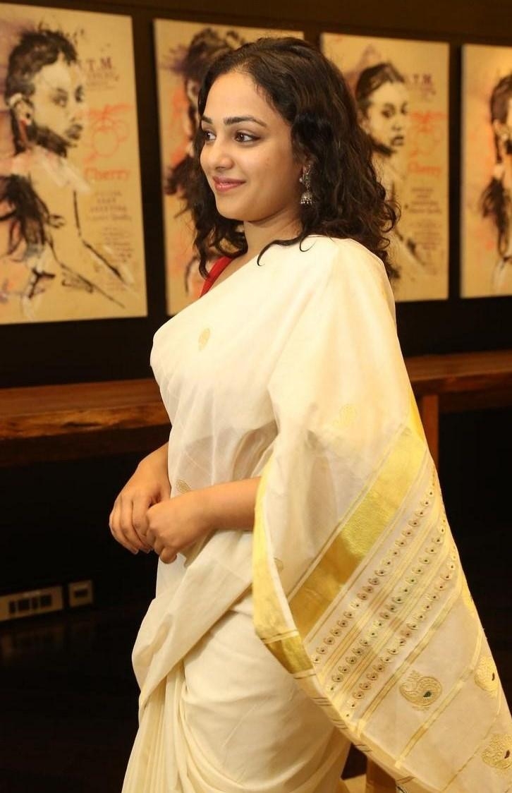 730x1130 Nithya Menon Hot Oops Moment Image, Bikini Wallpaper, Phone