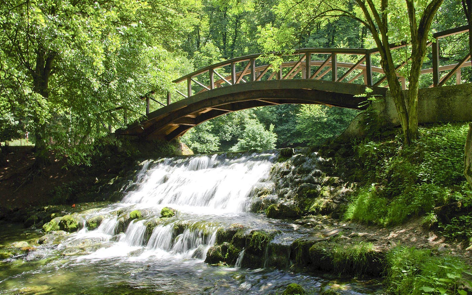 1920x1200 Bridge And Waterfall View In Sarajevo Wallpaper, Desktop