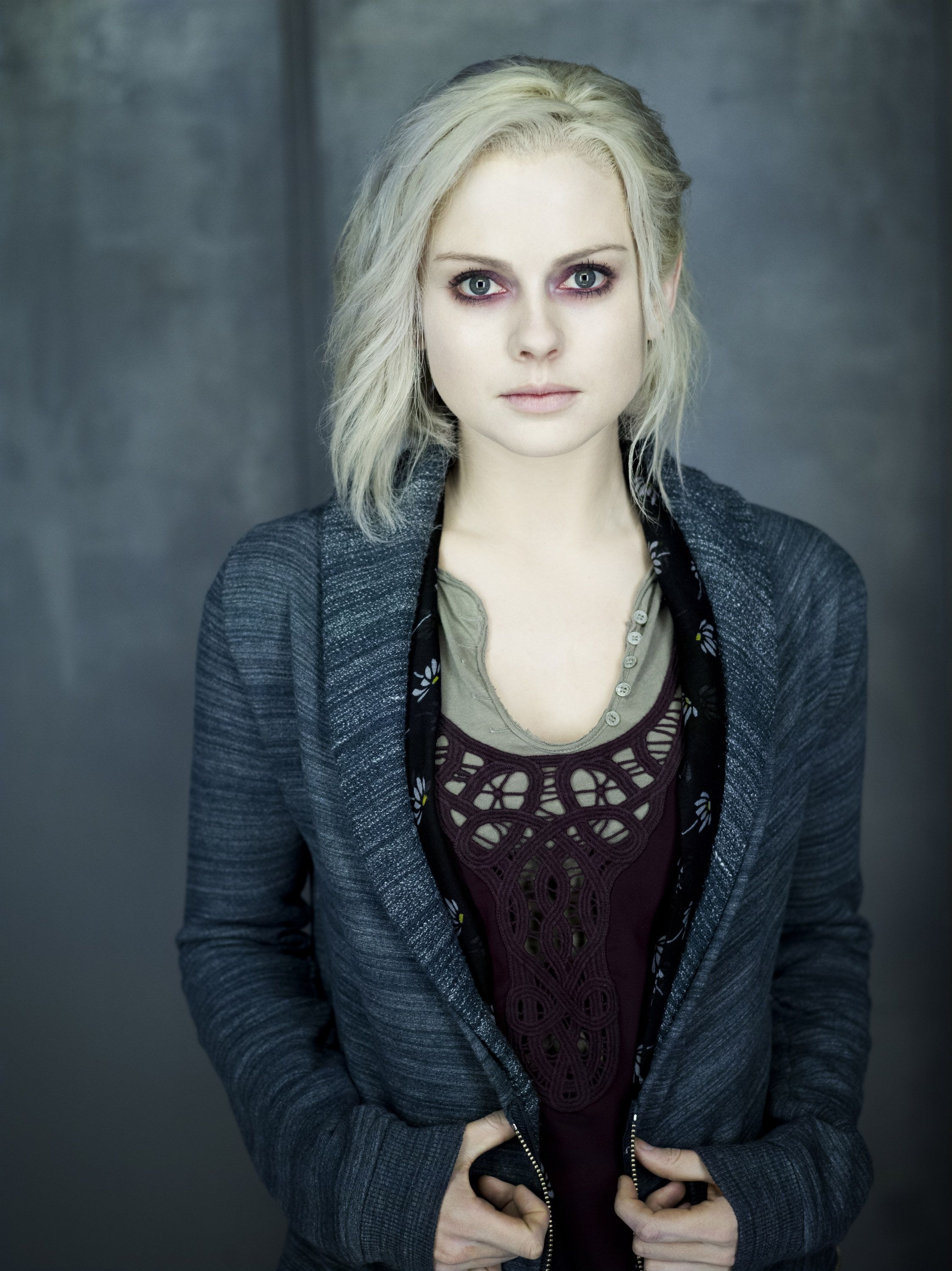 2250x3000 Rose McIver as Liv Moore ♡ Moore Photo, Phone