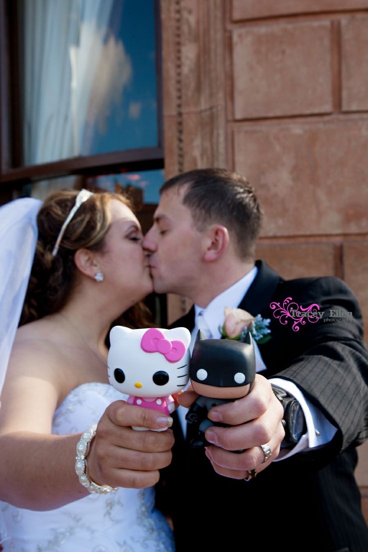 740x1110 Hello Kitty and Batman Tracey Ellen Photography. Hello kitty wallpaper, Hello kitty party, Hello kitty wedding, Phone