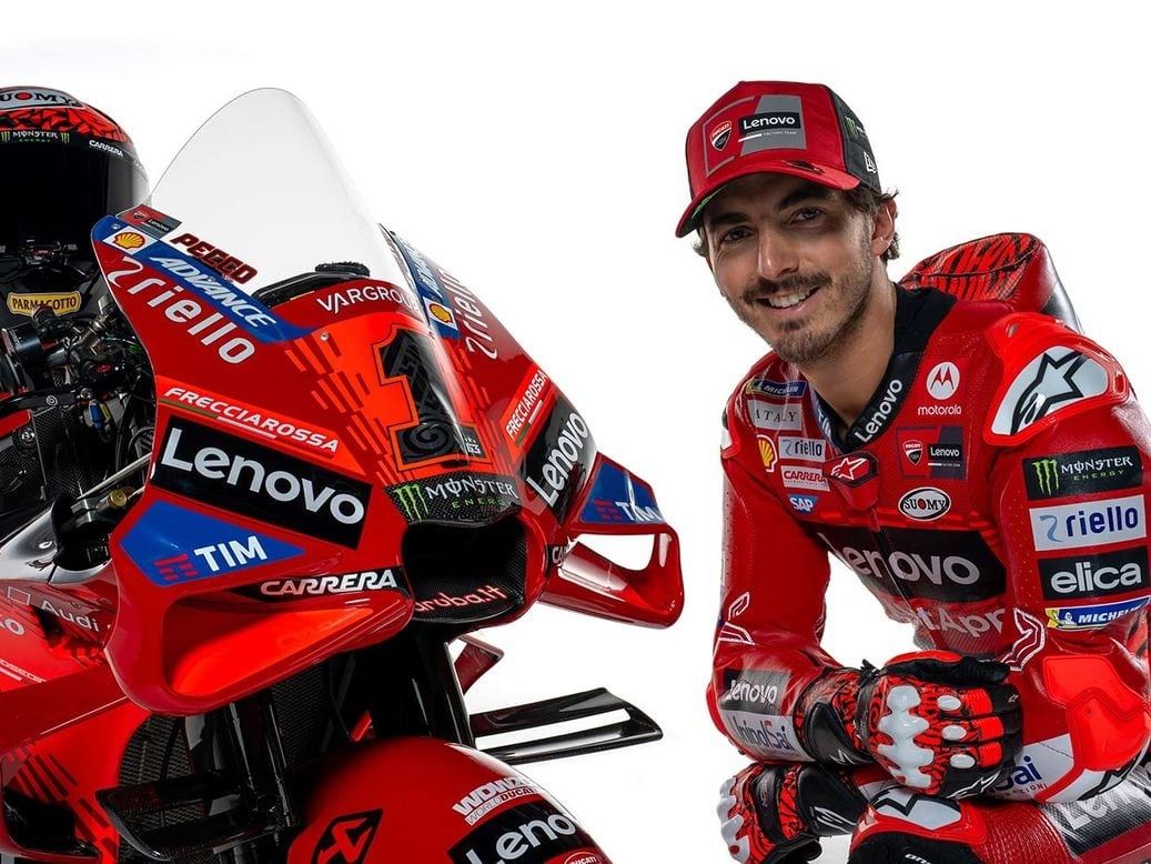 1040x780 Francesco Bagnaia Talks MotoGP 2024, Desktop