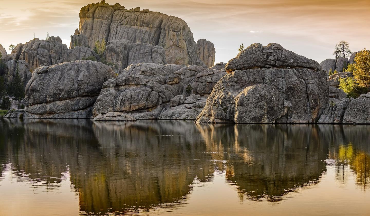 1440x850 image of South Dakota We Can't Stop Looking At Dakota, Desktop