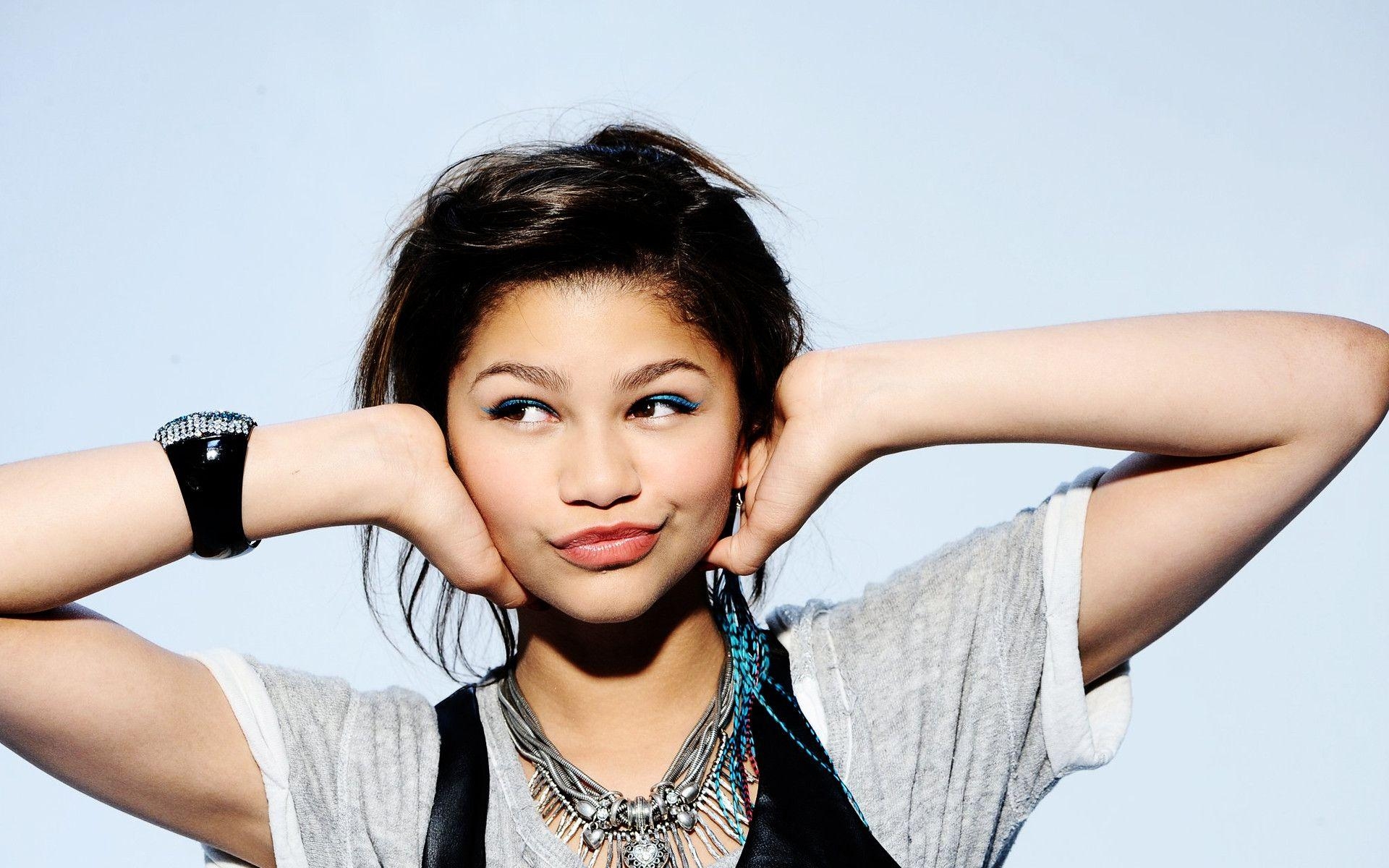 1920x1200 Cute Zendaya wallpaper, Desktop