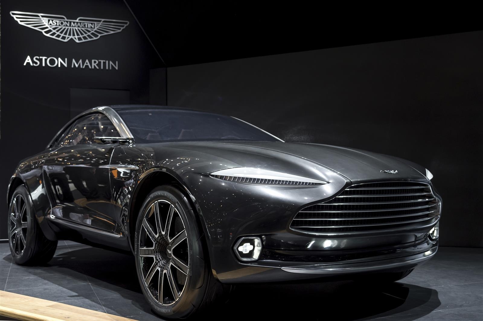 1600x1070 Aston Martin DBX HD Wallapper Cars 2018 2019, Desktop