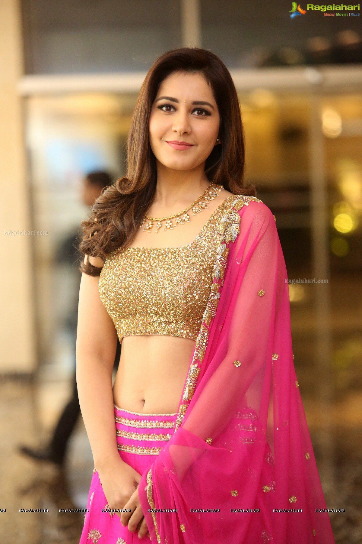 1200x1800 Rashi Khanna, Phone