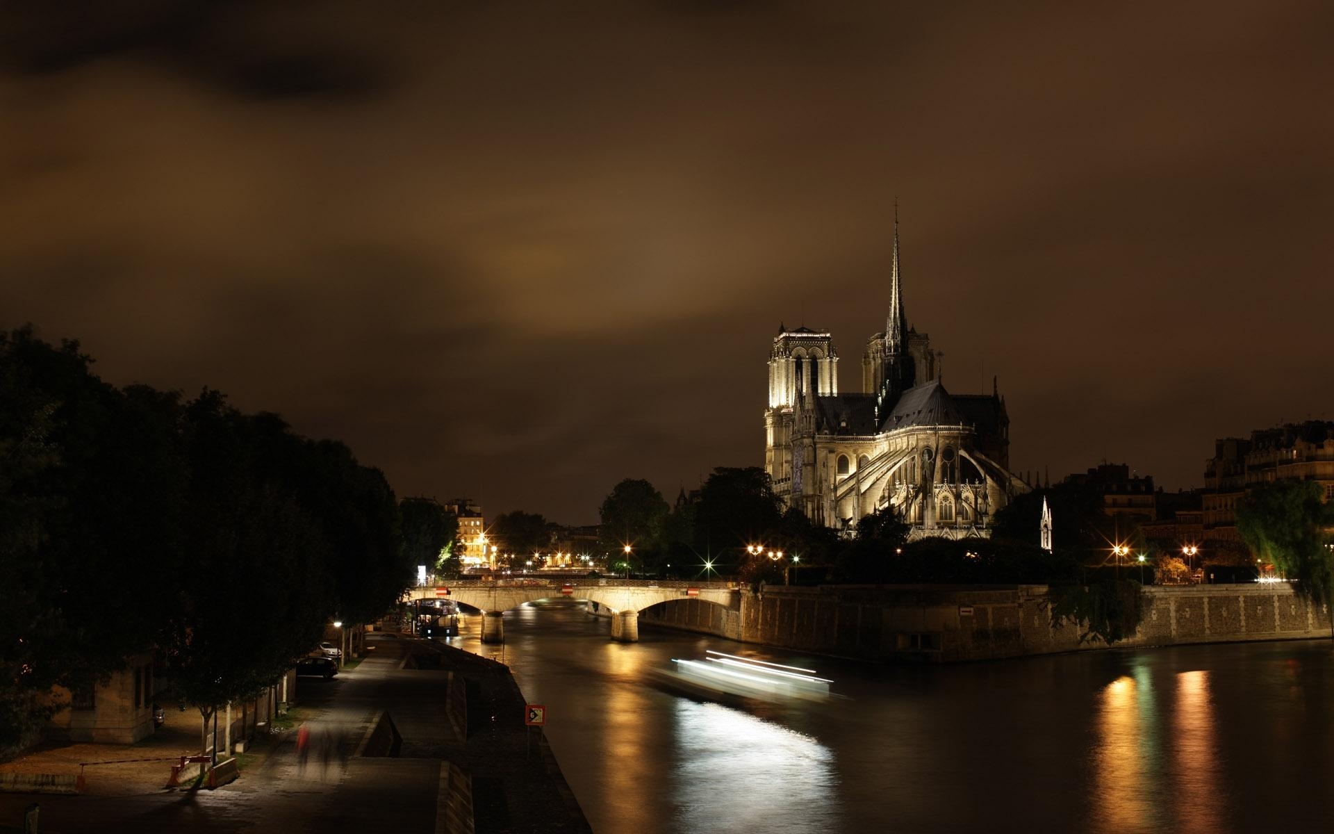 1920x1200 Notre Dame Cathedral At Night HD Wallpaper, Background Image, Desktop