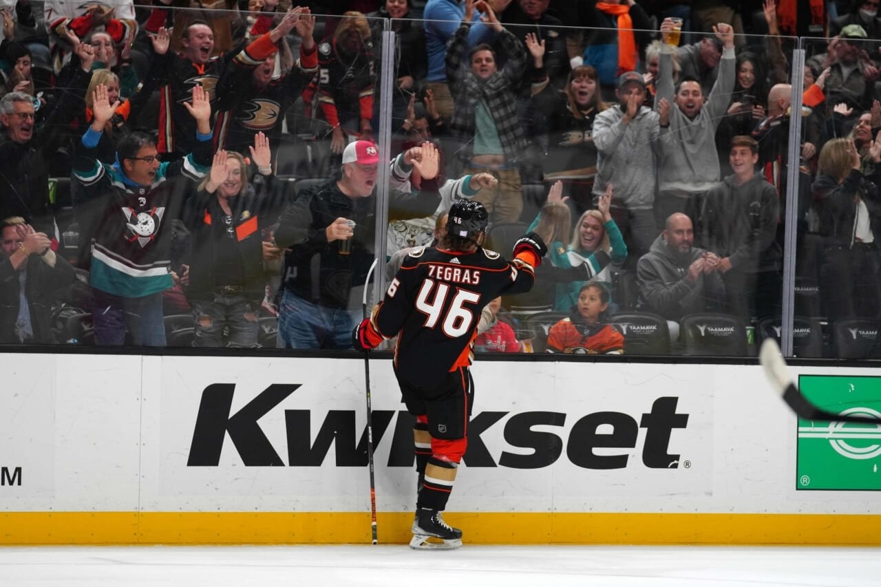 1280x860 Ducks rookie Zegras responds to John Tortorella's criticism of the pass Daily Goal Horn, Desktop