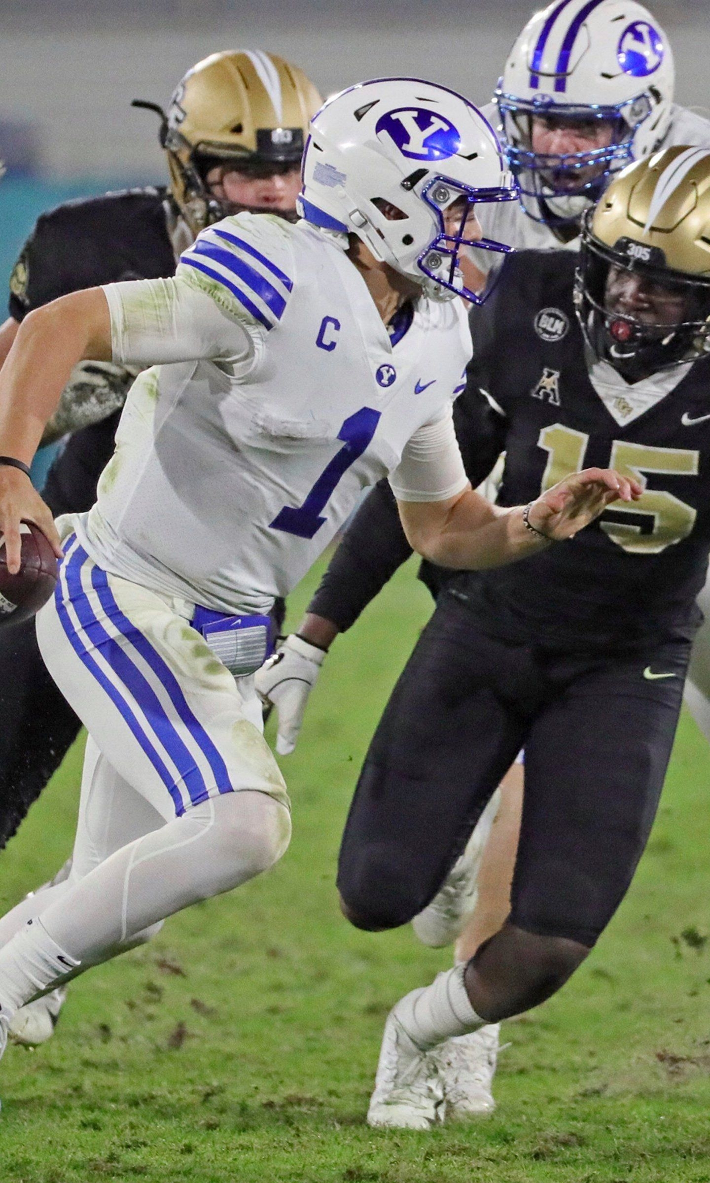1440x2400 Wilson carves up UCF in likely final game for No. 13 BYU, Phone